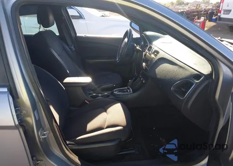 2013 Chrysler 200 Lx из США, поврежденный, VIN 1C3CCBAB4DN647143